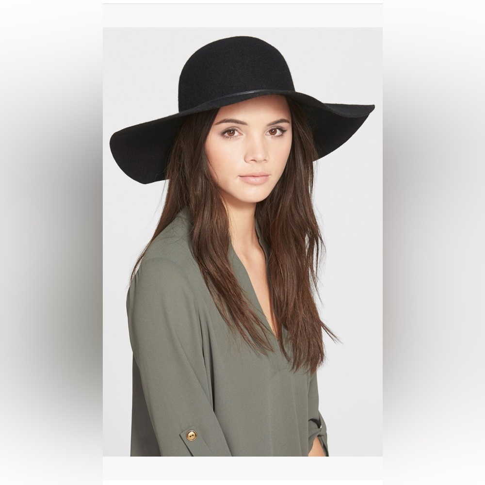 Like New. Rope Trim Floppy Felt Hat